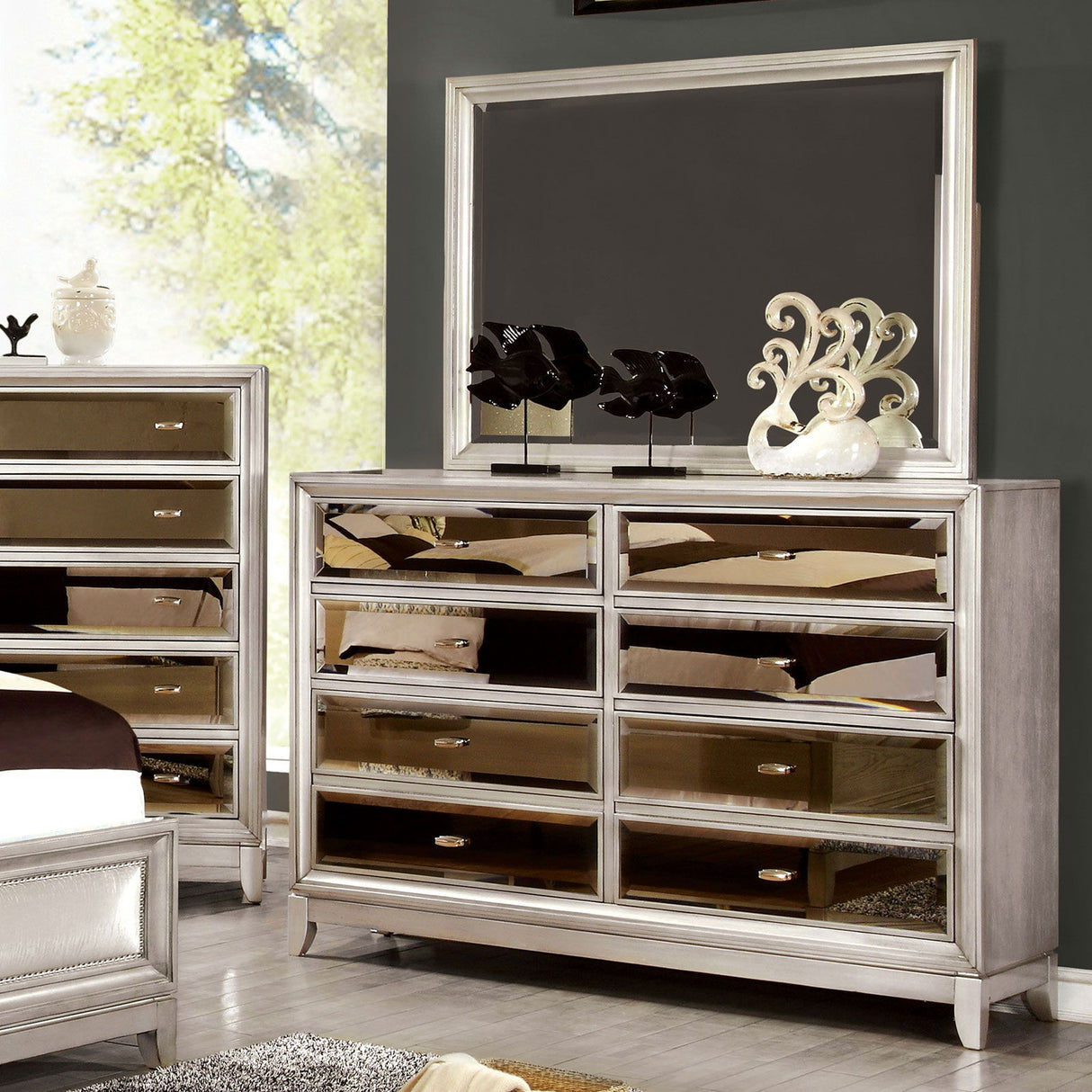 Golva - Dresser - Silver