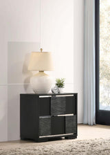 Blacktoft - 2-Drawer Nightstand - Black